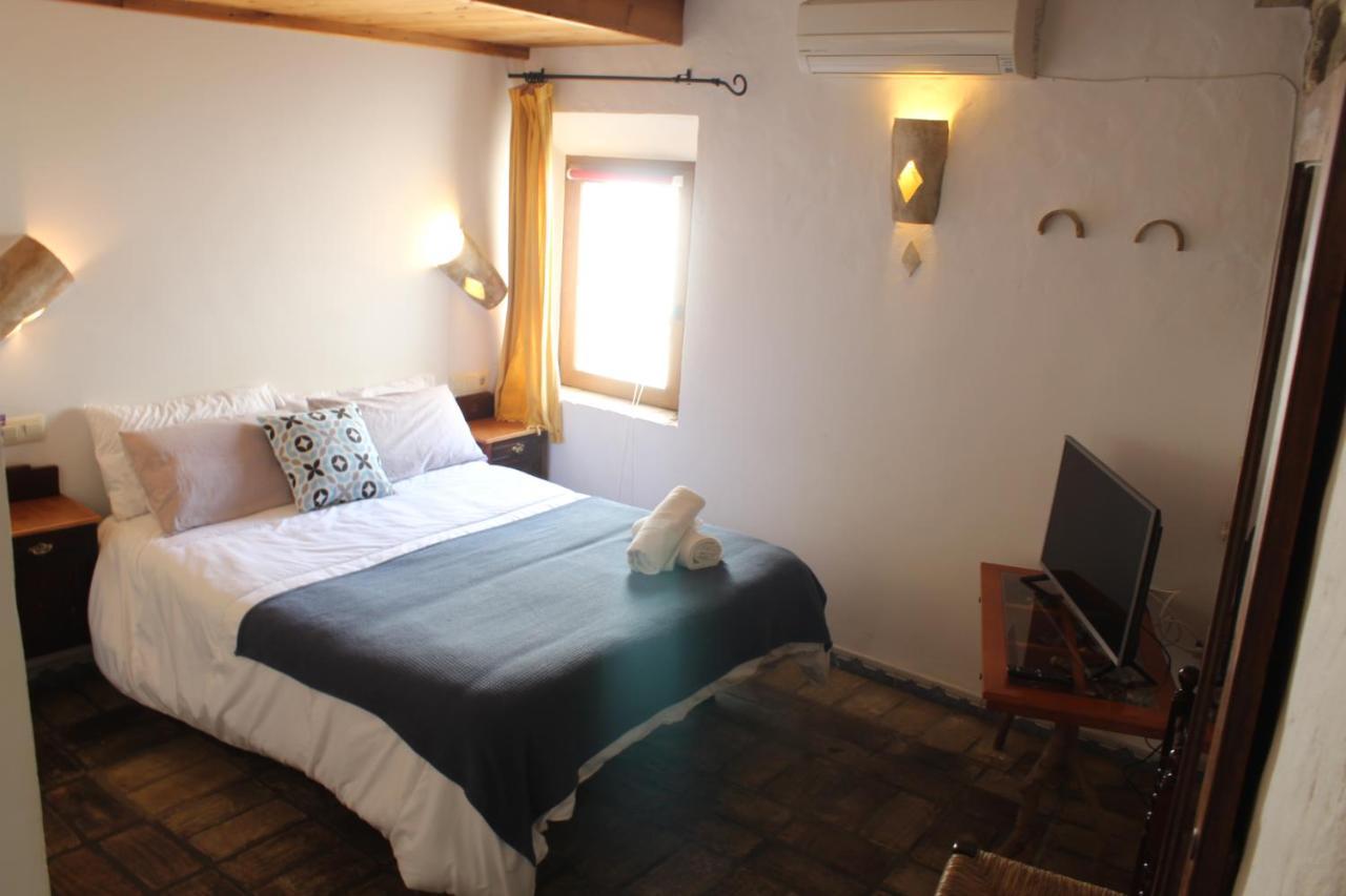Casa Leonor Vejer *