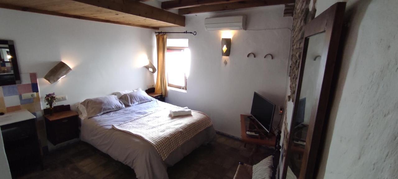 Casa Leonor Vejer *